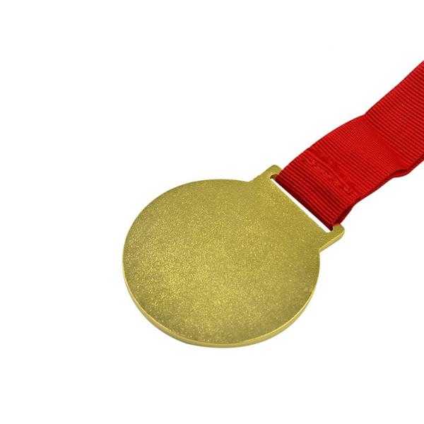 What rules must be followed when personalizing medals?