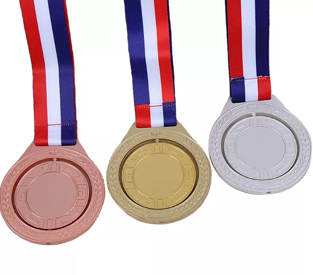 What are the features of a medal?
